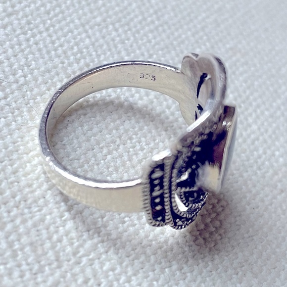 Vintage Silver Sterling 925 Onyx and Marcasite ring - Picture 2 of 7